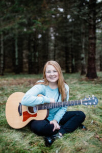 Who’s Who: Lindsay Ward: Play Me Some Mountain Music!